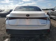 ✅ 2022 Lexus IS 300 • VIN: JTHDA1D25N5120854 • Lot: 90301555. Wystawiony na Copart z przebiegiem 18 255 mil. Bezpłatny archiwum sprzedaży aukcyjnych z USA i szczegółowy raport historii pojazdu na DreamBid. Zdjęcie 6.