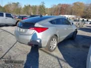 ✅ 2010 Acura ZDX • VIN: 2HNYB1H21AH502130 • Лот: 38178845. Опубликован ранее на IAAI с пробегом 308 224 миль. Бесплатный доступ к архиву аукционных продаж из США и подробный отчёт об истории автомобиля на DreamBid. Изображение 4.