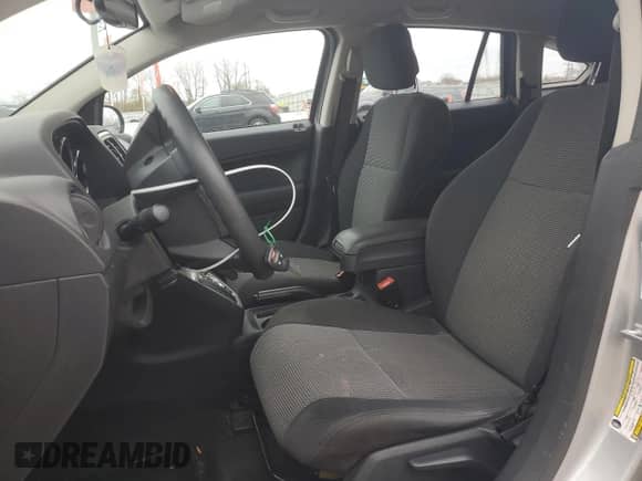 2011 Dodge Caliber Mainstreet с VIN 1B3CB3HA4BD297339, выставлен на аукционе Copart как лот 79212834 с пробегом 114 328 миль миль и Чистый • Clean title. История ставок и продаж доступна на DreamBid. Изображение 7.