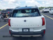 ✅ 2025 MINI Countryman S • VIN: WMZ23GA06S7R31166 • Лот: 42393335. Опубликован ранее на IAAI с пробегом 2 531 миль. Бесплатный доступ к архиву аукционных продаж из США и подробный отчёт об истории автомобиля на DreamBid. Изображение 17.