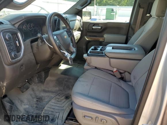 ✅ 2021 Chevrolet Silverado 1500 LT • VIN: 3GCUYDED0MG381413 • Lot: 74282734. Wystawiony na Copart z przebiegiem 98 552 mil. Bezpłatny archiwum sprzedaży aukcyjnych z USA i szczegółowy raport historii pojazdu na DreamBid. Zdjęcie 7.