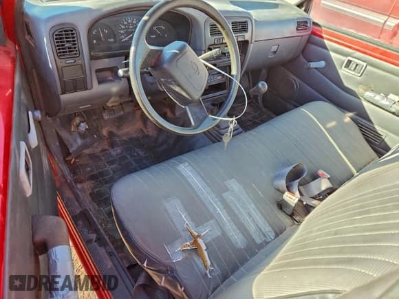 ✅ 1995 Nissan Frontier • VIN: 1N6SD11S4SC337210 • Lot: 94832575. Listed on Copart with 109,790 mi. Free auction sales archive from the USA and detailed vehicle history report at DreamBid. Image 8.
