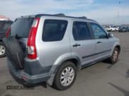 ✅ 2005 Honda CR-V EX • VIN: JHLRD78805C015220 • Lot: 43676925. Wystawiony na IAAI z przebiegiem 134 733 mil. Bezpłatny archiwum sprzedaży aukcyjnych z USA i szczegółowy raport historii pojazdu na DreamBid. Zdjęcie 4.