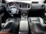 ✅ 2020 Dodge Charger SXT • VIN: 2C3CDXBG5LH213888 • Lot: 86120755. Wystawiony na Copart z przebiegiem 93 379 mil. Bezpłatny archiwum sprzedaży aukcyjnych z USA i szczegółowy raport historii pojazdu na DreamBid. Zdjęcie 8.