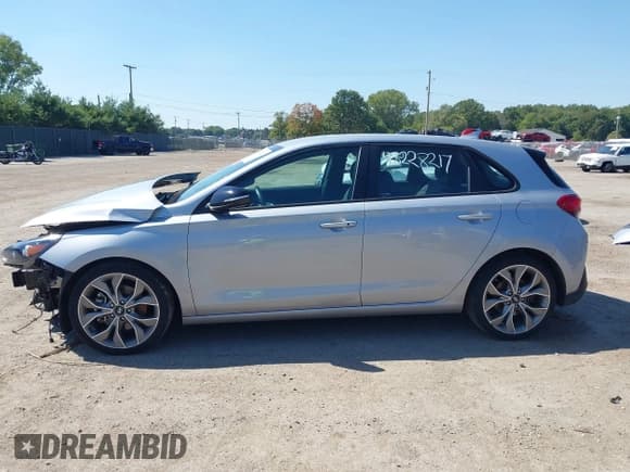 ✅ 2020 Hyundai Elantra N Line • VIN: KMHH55LC4LU143744 • Lot: 43228217. Listed on IAAI with 28,112 mi. Free auction sales archive from the USA and detailed vehicle history report at DreamBid. Image 15.