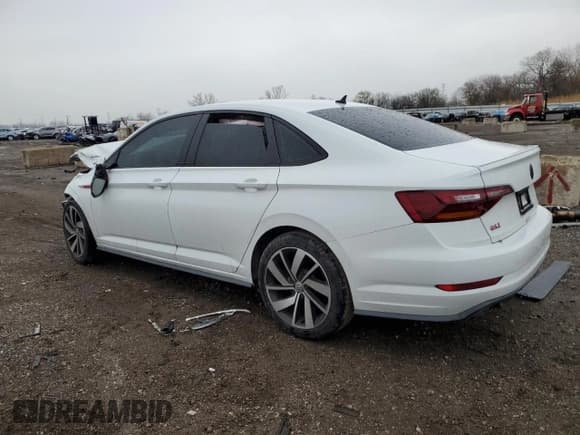 ✅ 2019 Volkswagen Jetta S • VIN: 3VW5T7BU1KM232657 • Lot: 52205425. Listed on Copart with 30,862 mi. Free auction sales archive from the USA and detailed vehicle history report at DreamBid. Image 2.