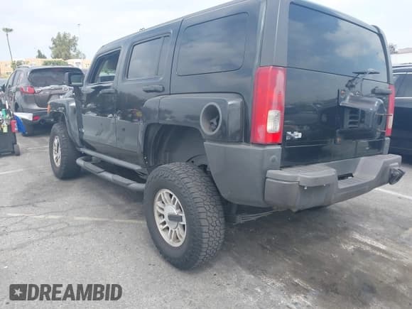 ✅ 2006 Hummer H3 • VIN: 5GTDN136468189053 • Lot: 42239267. Wystawiony na IAAI z przebiegiem 89 737 mil. Bezpłatny archiwum sprzedaży aukcyjnych z USA i szczegółowy raport historii pojazdu na DreamBid. Zdjęcie 3.