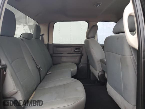 ✅ 2018 Ram 3500 Tradesman • VIN: 3C63RRGL0JG305154 • Лот: 81585535. Опубликован ранее на Copart с пробегом 158 520 миль. Бесплатный доступ к архиву аукционных продаж из США и подробный отчёт об истории автомобиля на DreamBid. Изображение 10.