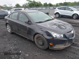 2014 Chevrolet Cruze LS с VIN 1G1PB5SG1E7190169, выставлен на аукционе IAAI как лот 42382681 с пробегом 117 194 миль миль и . История ставок и продаж доступна на DreamBid. Изображение 1.