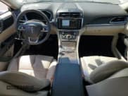 ✅ 2017 Lincoln Continental Select • VIN: 1LN6L9SPXH5612720 • Lot: 68391265. Listed on Copart with 85,404 mi. Free auction sales archive from the USA and detailed vehicle history report at DreamBid. Image 8.