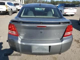 ✅ 2010 Dodge Avenger R/T • VIN: 1B3CC5FB9AN228725 • Lot: 81713644. Wystawiony na Copart z przebiegiem 167 470 mil. Bezpłatny archiwum sprzedaży aukcyjnych z USA i szczegółowy raport historii pojazdu na DreamBid. Zdjęcie 6.
