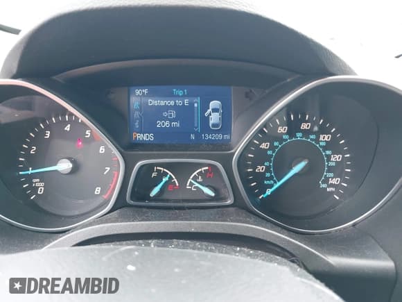 ✅ 2014 Ford Escape SE • VIN: 1FMCU9GX5EUC64187 • Lot: 42468943. Wystawiony na IAAI z przebiegiem 134 209 mil. Bezpłatny archiwum sprzedaży aukcyjnych z USA i szczegółowy raport historii pojazdu na DreamBid. Zdjęcie 7.