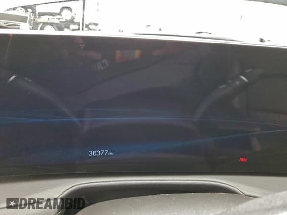 ✅ 2024 Cadillac XT4 FWD Premium Luxury • VIN: 1GYFZCR41RF214779 • Lot: 94327855. Wystawiony na Copart z przebiegiem 36 377 mil. Bezpłatny archiwum sprzedaży aukcyjnych z USA i szczegółowy raport historii pojazdu na DreamBid. Zdjęcie 9.