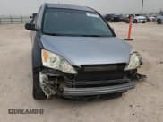 ✅ 2008 Honda CR-V LX • VIN: 3CZRE383X8G703826 • Lot: 70872335. Wystawiony na Copart z przebiegiem 79 647 mil. Bezpłatny archiwum sprzedaży aukcyjnych z USA i szczegółowy raport historii pojazdu na DreamBid. Zdjęcie 15.