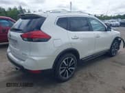 ✅ 2017 Nissan Rogue SL • VIN: JN8AT2MV2HW026450 • Lot: 42301312. Wystawiony na IAAI z przebiegiem 102 513 mil. Bezpłatny archiwum sprzedaży aukcyjnych z USA i szczegółowy raport historii pojazdu na DreamBid. Zdjęcie 4.