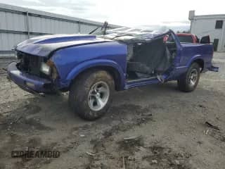 1997 Chevrolet S-10 LS с VIN 1GCCS1449VK148542, выставлен на аукционе Copart как лот 41486095 с пробегом 76 510 миль миль и Списание • Salvage title. История ставок и продаж доступна на DreamBid. Изображение 1.
