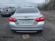 ✅ 2017 Nissan Altima SR • VIN: 1N4AL3AP6HC220784 • Lot: 42085597. Wystawiony na IAAI z przebiegiem 80 589 mil. Bezpłatny archiwum sprzedaży aukcyjnych z USA i szczegółowy raport historii pojazdu na DreamBid. Zdjęcie 16.