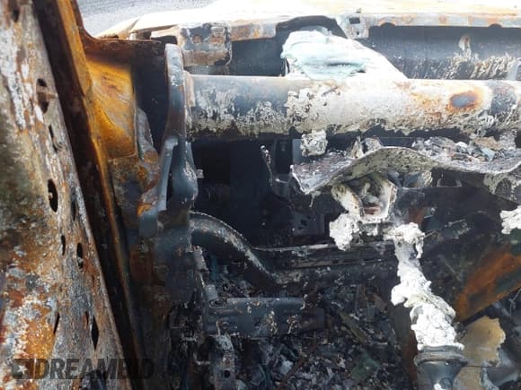 ✅ 2014 Ford Econoline Cargo Commercial • VIN: 1FTNS2EL8EDA21127 • Лот: 41107201. Опубликован ранее на IAAI с пробегом Не указан. Бесплатный доступ к архиву аукционных продаж из США и подробный отчёт об истории автомобиля на DreamBid. Изображение 7.