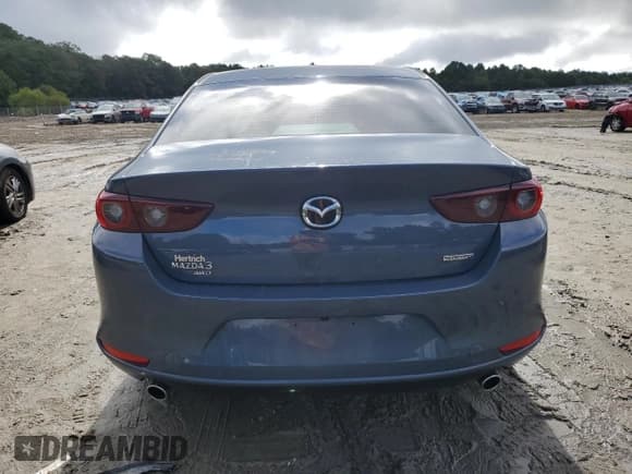 ✅ 2024 Mazda 3 S Carbon Edition • VIN: 3MZBPBCM6RM408217 • Lot: 81159455. Wystawiony na Copart z przebiegiem Nie podano. Bezpłatny archiwum sprzedaży aukcyjnych z USA i szczegółowy raport historii pojazdu na DreamBid. Zdjęcie 6.