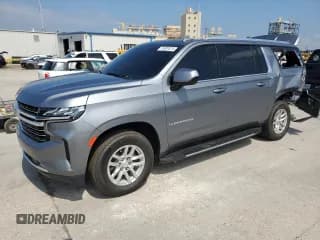 ✅ 2021 Chevrolet Suburban LT • VIN: 1GNSCCKD3MR458593 • Lot: 71007874. Wystawiony na Copart z przebiegiem 58 577 mil. Bezpłatny archiwum sprzedaży aukcyjnych z USA i szczegółowy raport historii pojazdu na DreamBid. Zdjęcie 1.