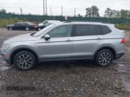 ✅ 2021 Volkswagen Tiguan SE • VIN: 3VV2B7AX8MM145802 • Lot: 43431599. Wystawiony na IAAI z przebiegiem 62 313 mil. Bezpłatny archiwum sprzedaży aukcyjnych z USA i szczegółowy raport historii pojazdu na DreamBid. Zdjęcie 14.
