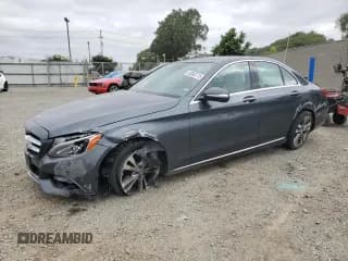 ✅ 2015 Mercedes-Benz C 300 • VIN: 55SWF4KB3FU032576 • Lot: 80563715. Wystawiony na Copart z przebiegiem 205 835 mil. Bezpłatny archiwum sprzedaży aukcyjnych z USA i szczegółowy raport historii pojazdu na DreamBid. Zdjęcie 1.