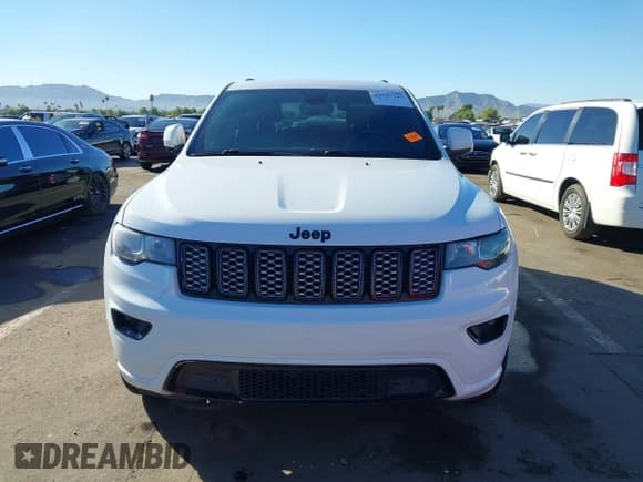 ✅ 2018 Jeep Grand Cherokee Altitude • VIN: 1C4RJFAG0JC266895 • Лот: 43547743. Опубликован ранее на IAAI с пробегом 102 422 миль. Бесплатный доступ к архиву аукционных продаж из США и подробный отчёт об истории автомобиля на DreamBid. Изображение 11.