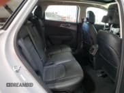 ✅ 2025 Kia Sportage SX-Prestige • VIN: 5XYK5CDF9SG286874 • Lot: 86698445. Wystawiony na Copart z przebiegiem 10 288 mil. Bezpłatny archiwum sprzedaży aukcyjnych z USA i szczegółowy raport historii pojazdu na DreamBid. Zdjęcie 11.