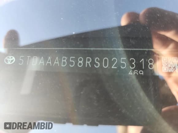 ✅ 2024 Toyota Highlander XLE • VIN: 5TDAAAB58RS025318 • Lot: 92800665. Listed on Copart with 27,713 mi. Free auction sales archive from the USA and detailed vehicle history report at DreamBid. Image 12.