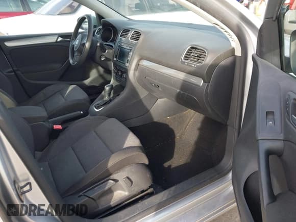 ✅ 2012 Volkswagen Golf • VIN: WVWDB7AJ3CW278470 • Lot: 43775624. Listed on IAAI with 111,676 mi. Free auction sales archive from the USA and detailed vehicle history report at DreamBid. Image 5.