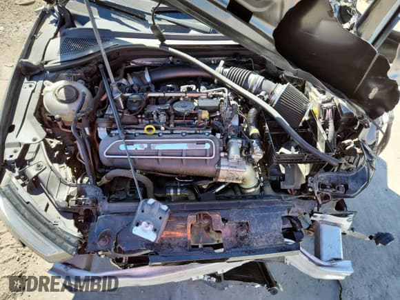 ✅ 2019 Audi RS 3 • VIN: WUABWHFF4KA900286 • Lot: 82243395. Wystawiony na Copart z przebiegiem Nie podano. Bezpłatny archiwum sprzedaży aukcyjnych z USA i szczegółowy raport historii pojazdu na DreamBid. Zdjęcie 11.