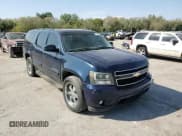 ✅ 2007 Chevrolet Suburban LT • VIN: 1GNFC16097J183781 • Lot: 76099354. Wystawiony na Copart z przebiegiem 279 845 mil. Bezpłatny archiwum sprzedaży aukcyjnych z USA i szczegółowy raport historii pojazdu na DreamBid. Zdjęcie 12.