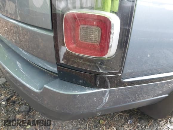 ✅ 2019 Land Rover Range Rover • VIN: SALGS2RE5KA516721 • Лот: 42081181. Опубликован ранее на IAAI с пробегом 120 147 миль. Бесплатный доступ к архиву аукционных продаж из США и подробный отчёт об истории автомобиля на DreamBid. Изображение 20.