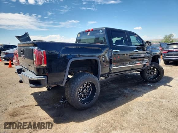 ✅ 2018 GMC Sierra 1500 SLT • VIN: 3GTU2NEC8JG523906 • Лот: 69252315. Опубликован ранее на Copart с пробегом 80 244 миль. Бесплатный доступ к архиву аукционных продаж из США и подробный отчёт об истории автомобиля на DreamBid. Изображение 3.