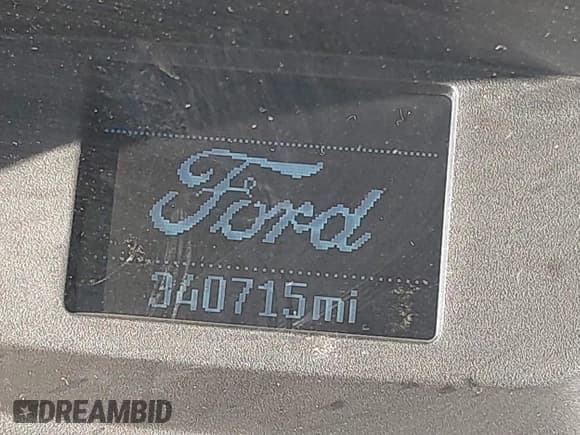 ✅ 2018 Ford Transit • VIN: 1FTBW2CG7JKA62688 • Lot: 43478168. Wystawiony na IAAI z przebiegiem 340 715 mil. Bezpłatny archiwum sprzedaży aukcyjnych z USA i szczegółowy raport historii pojazdu na DreamBid. Zdjęcie 15.