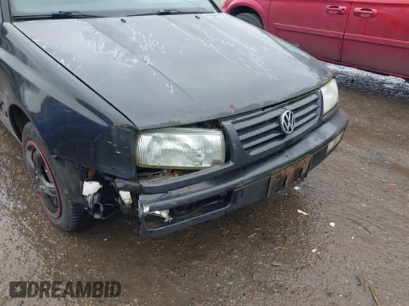 ✅ 1997 Volkswagen Jetta GL • VIN: 3VWRA81H2VM066641 • Lot: 41824550. Listed on IAAI with 255,075 mi. Free auction sales archive from the USA and detailed vehicle history report at DreamBid. Image 6.