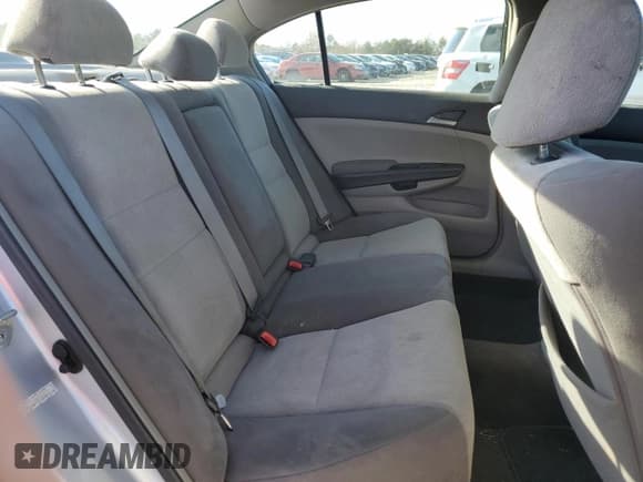 ✅ 2009 Honda Accord LX-P • VIN: 1HGCP26469A001919 • Lot: 92820515. Listed on Copart with 127,718 mi. Free auction sales archive from the USA and detailed vehicle history report at DreamBid. Image 10.