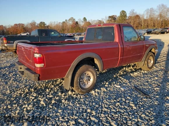 ✅ 1998 Ford Ranger • VIN: 1FTZR11X3WTA23441 • Lot: 92791175. Listed on Copart with 161,448 mi. Free auction sales archive from the USA and detailed vehicle history report at DreamBid. Image 3.