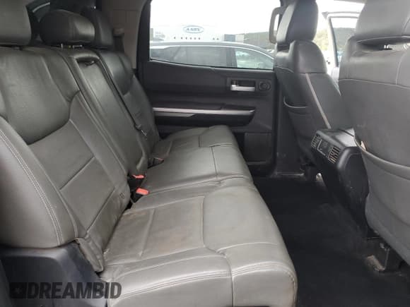 ✅ 2017 Toyota Tundra SR5 • VIN: 5TFDW5F15HX662978 • Лот: 84483965. Опубликован ранее на Copart с пробегом 201 312 миль. Бесплатный доступ к архиву аукционных продаж из США и подробный отчёт об истории автомобиля на DreamBid. Изображение 10.