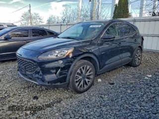 ✅ 2020 Ford Escape Titanium • VIN: 1FMCU9J9XLUA11972 • Лот: 96315145. Опубликован ранее на Copart с пробегом 103 568 миль. Бесплатный доступ к архиву аукционных продаж из США и подробный отчёт об истории автомобиля на DreamBid. Изображение 1.