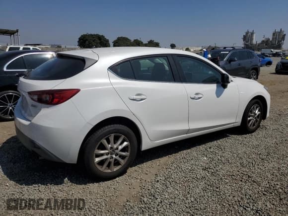 ✅ 2015 Mazda 3 i Touring • VIN: 3MZBM1L73FM230968 • Лот: 69155575. Опубликован ранее на Copart с пробегом 73 915 миль. Бесплатный доступ к архиву аукционных продаж из США и подробный отчёт об истории автомобиля на DreamBid. Изображение 3.