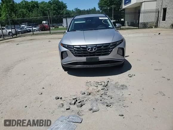 2023 Hyundai Tucson Blue z VIN KM8JBCA12PU091438, wystawiony jako Copart lot #57264655 z przebiegiem 72 768 mil mil oraz Szkoda całkowita • Salvage title. Historia ofert i sprzedaży dostępna na DreamBid. Obrazek 14.