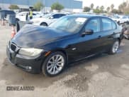 ✅ 2011 BMW 3 Series 328i • VIN: WBAPH5G54BNM74137 • Lot: 43794042. Wystawiony na IAAI z przebiegiem 104 888 mil. Bezpłatny archiwum sprzedaży aukcyjnych z USA i szczegółowy raport historii pojazdu na DreamBid. Zdjęcie 17.