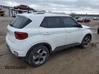 ✅ 2021 Hyundai Venue SEL • VIN: KMHRC8A32MU073158 • Lot: 84608014. Listed on Copart with 83,666 mi. Free auction sales archive from the USA and detailed vehicle history report at DreamBid. Image 3.
