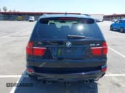 ✅ 2013 BMW X5 M • VIN: 5YMGY0C51DLL15903 • Лот: 42455351. Опубликован ранее на IAAI с пробегом 134 710 миль. Бесплатный доступ к архиву аукционных продаж из США и подробный отчёт об истории автомобиля на DreamBid. Изображение 16.