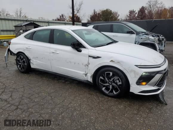 2025 Hyundai Sonata SEL с VIN KMHL64JA0SA488935, выставлен на аукционе Copart как лот 90737545 с пробегом 16 135 миль миль и Чистый • Clean title. История ставок и продаж доступна на DreamBid. Изображение 4.