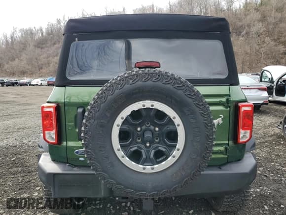 ✅ 2022 Ford Bronco • VIN: 1FMEE5DP0NLA81692 • Lot: 51936265. Wystawiony na Copart z przebiegiem 28 843 mil. Bezpłatny archiwum sprzedaży aukcyjnych z USA i szczegółowy raport historii pojazdu na DreamBid. Zdjęcie 6.