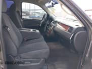 ✅ 2007 Chevrolet Tahoe LS • VIN: 1GNFC13C87R399010 • Lot: 42681863. Listed on IAAI with 211,825 mi. Free auction sales archive from the USA and detailed vehicle history report at DreamBid. Image 5.