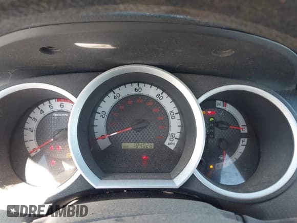 ✅ 2011 Toyota Tacoma • VIN: 5TFPX4EN1BX004171 • Lot: 41820438. Listed on IAAI with 184,028 mi. Free auction sales archive from the USA and detailed vehicle history report at DreamBid. Image 7.