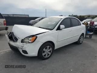 ✅ 2010 Kia Rio LX • VIN: KNADH4A37A6687998 • Lot: 91450575. Wystawiony na Copart z przebiegiem 93 172 mil. Bezpłatny archiwum sprzedaży aukcyjnych z USA i szczegółowy raport historii pojazdu na DreamBid. Zdjęcie 1.